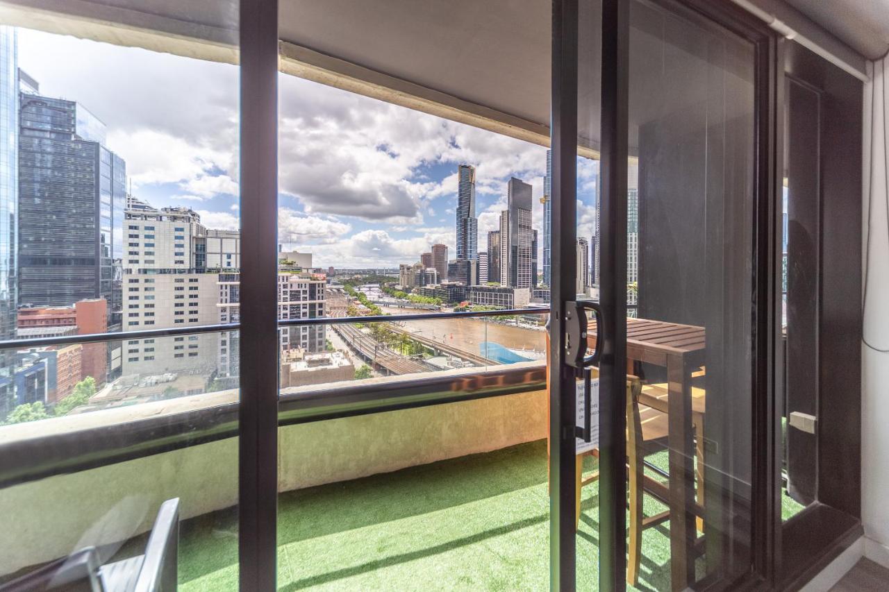 Aura2107, 2 Bedroom Apartment With Balcony, Stunning Yarra River And City Views Melbourne Buitenkant foto