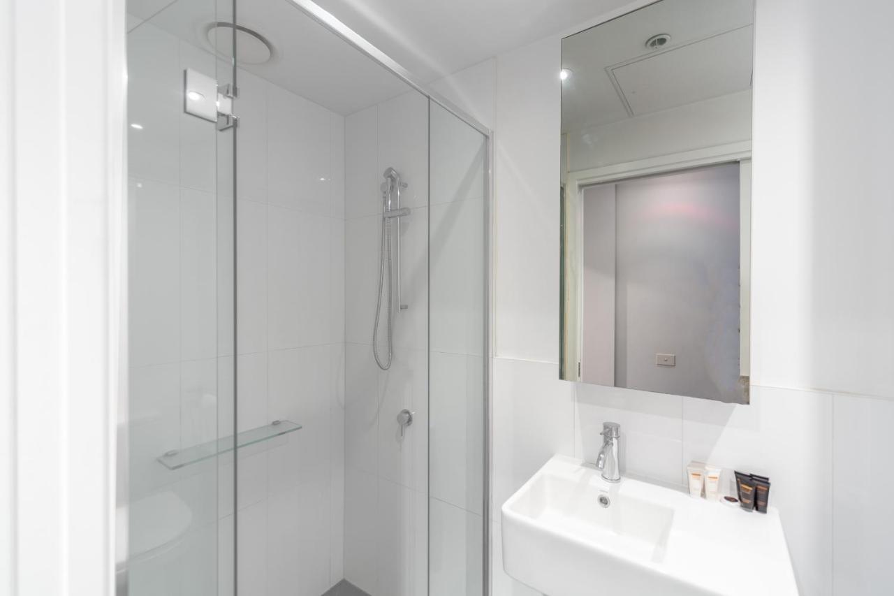 Aura2107, 2 Bedroom Apartment With Balcony, Stunning Yarra River And City Views Melbourne Buitenkant foto