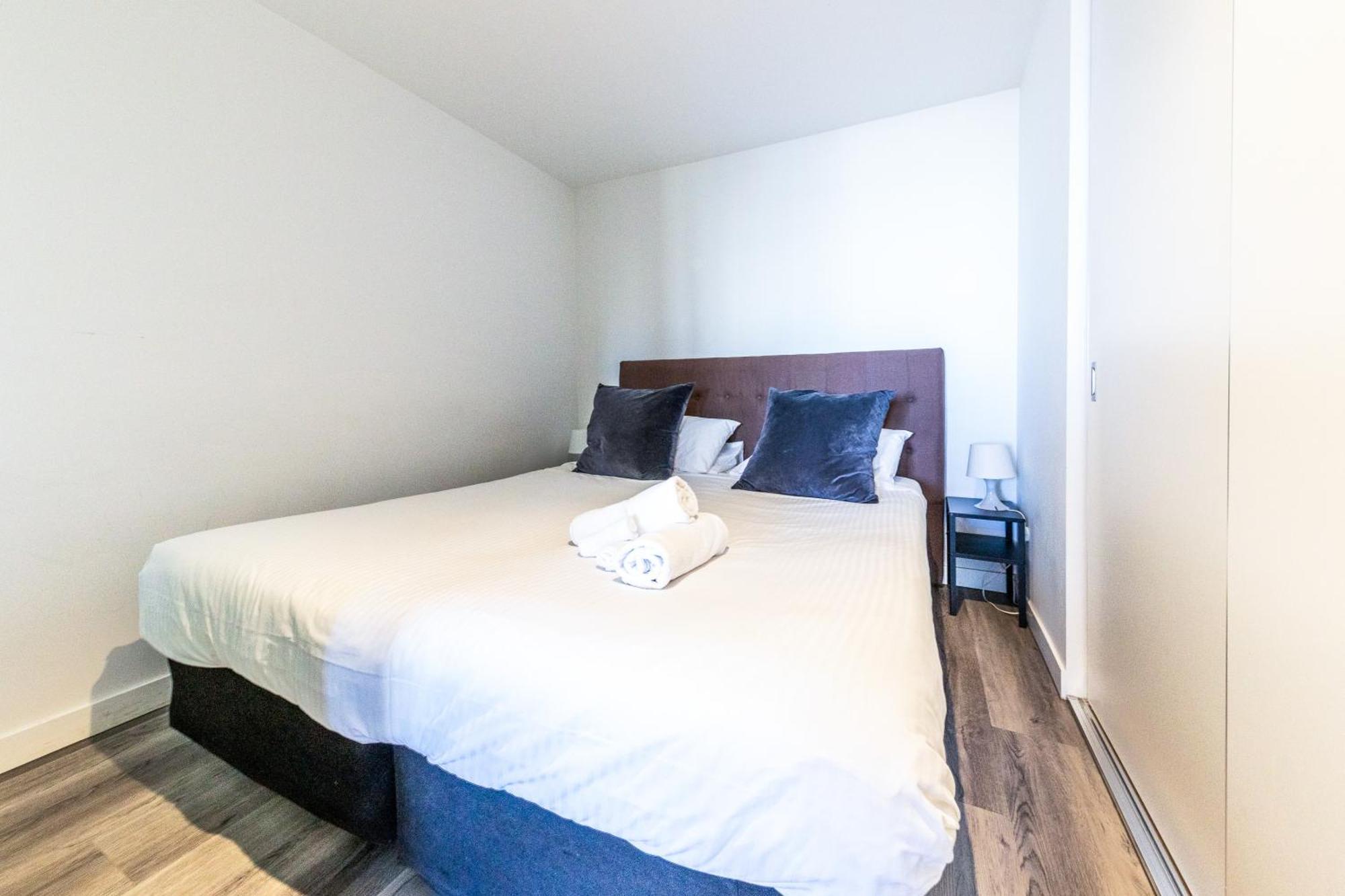 Aura2107, 2 Bedroom Apartment With Balcony, Stunning Yarra River And City Views Melbourne Buitenkant foto