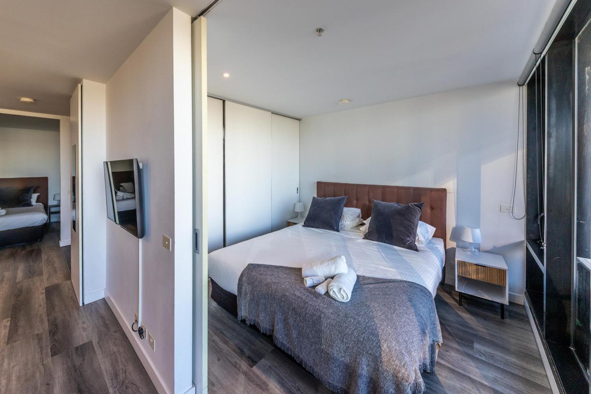 Aura2107, 2 Bedroom Apartment With Balcony, Stunning Yarra River And City Views Melbourne Buitenkant foto