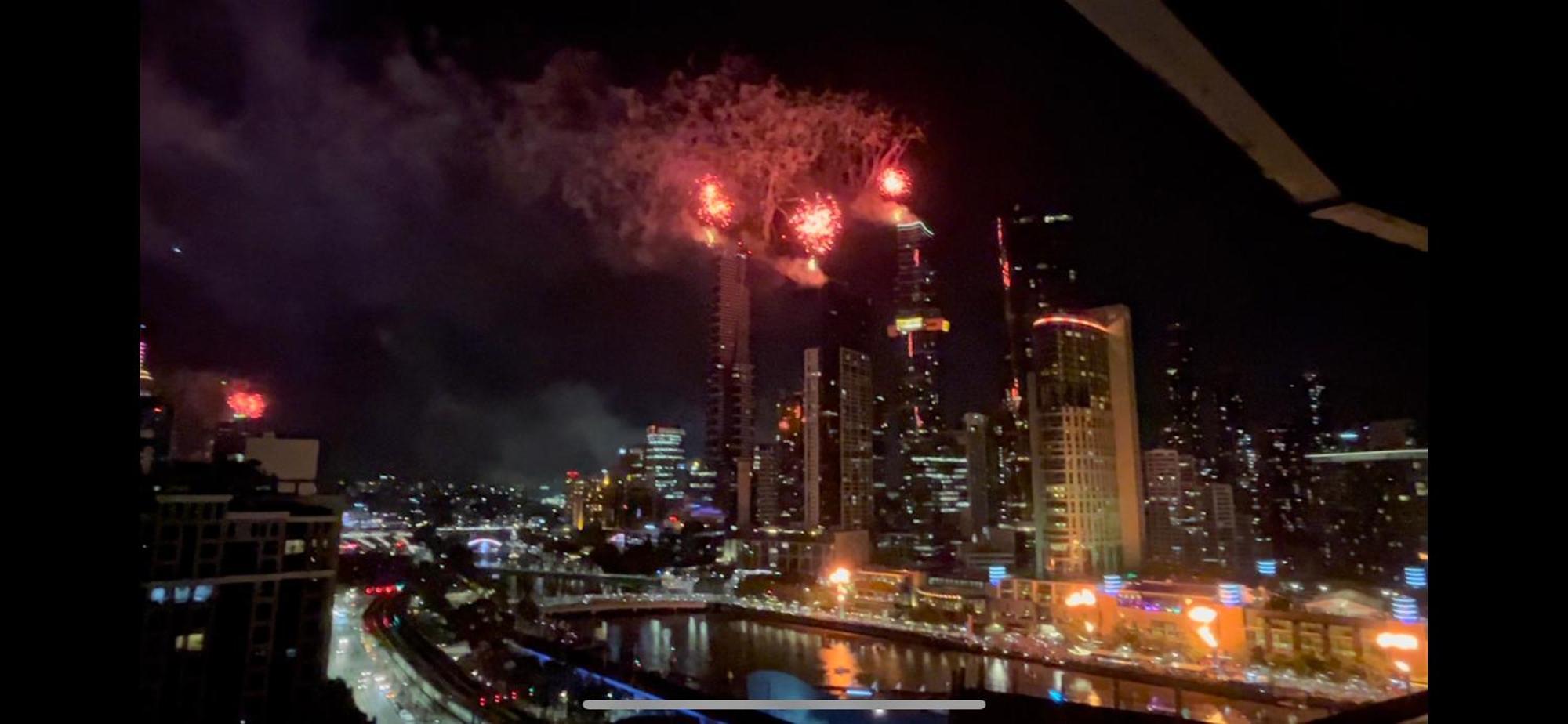 Aura2107, 2 Bedroom Apartment With Balcony, Stunning Yarra River And City Views Melbourne Buitenkant foto